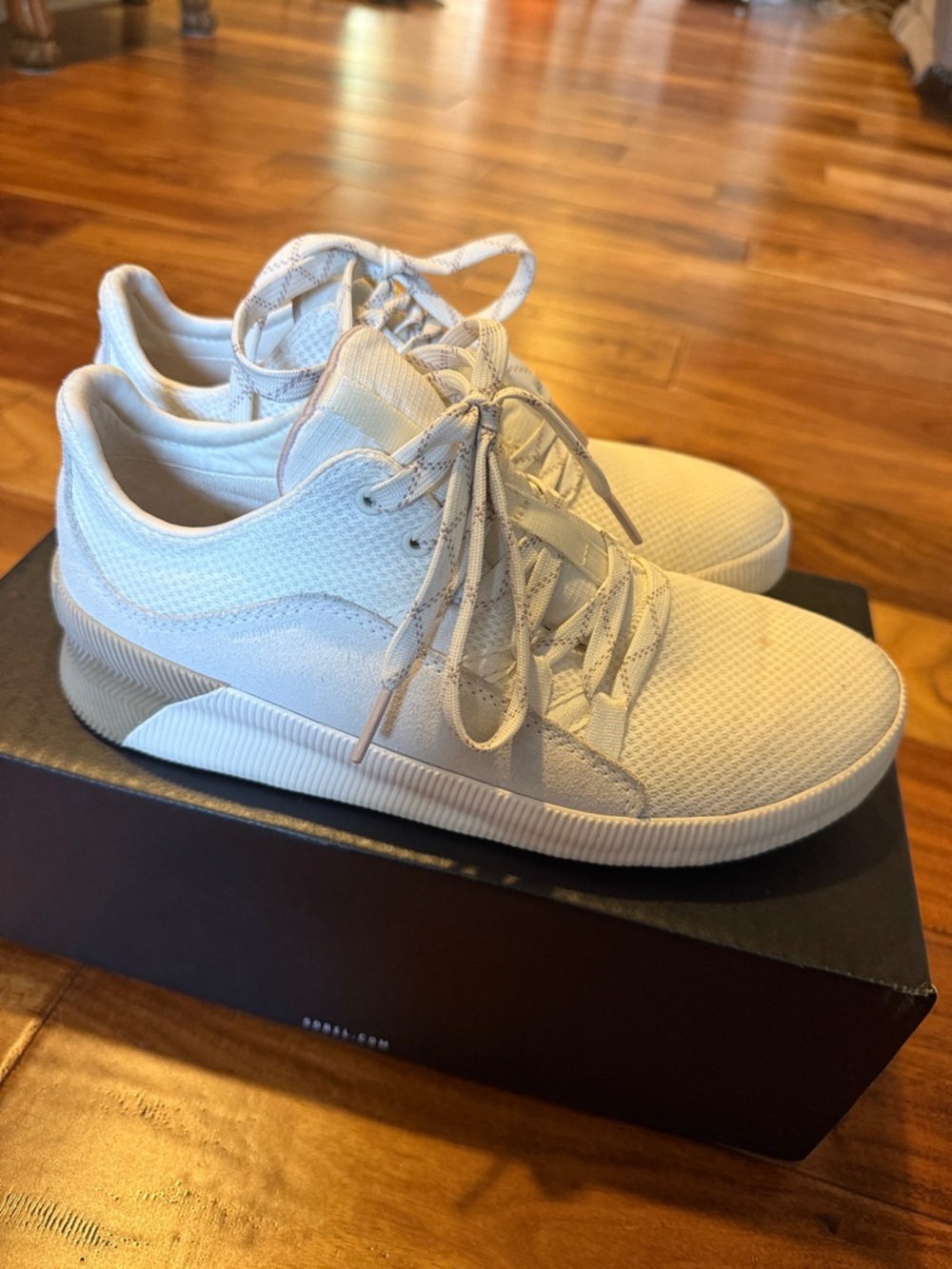 Sorel Out N About waterproof Casual Lace-Up Sneakers, Sz 7, VGUC